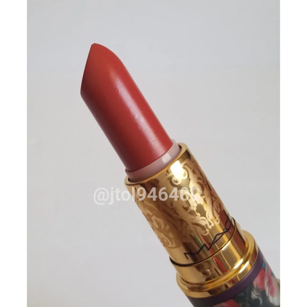 Mac Tarnished Reputation Lipstick - Picture 3 of 7